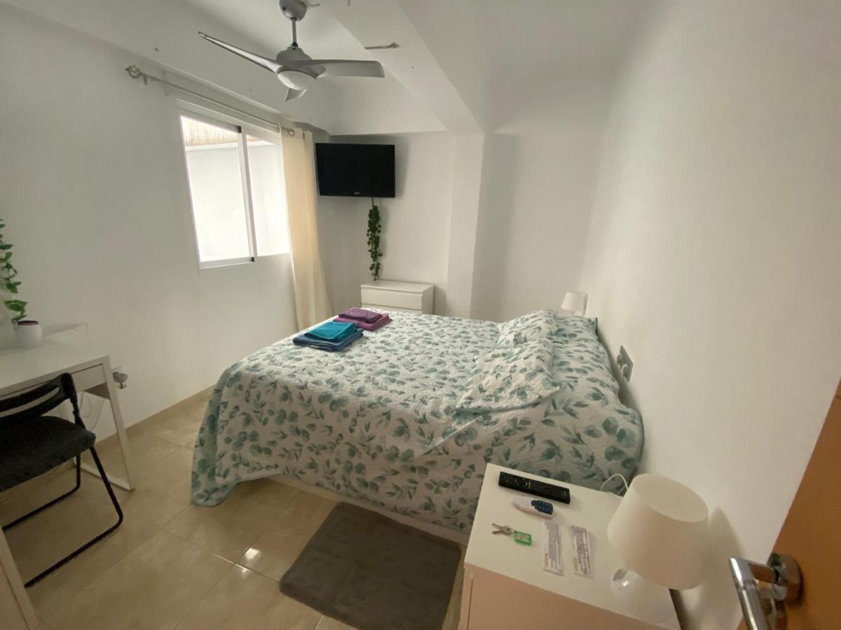 Malaga Centro Habitaciones Privada En Apartamento Compartidos Bagian luar foto