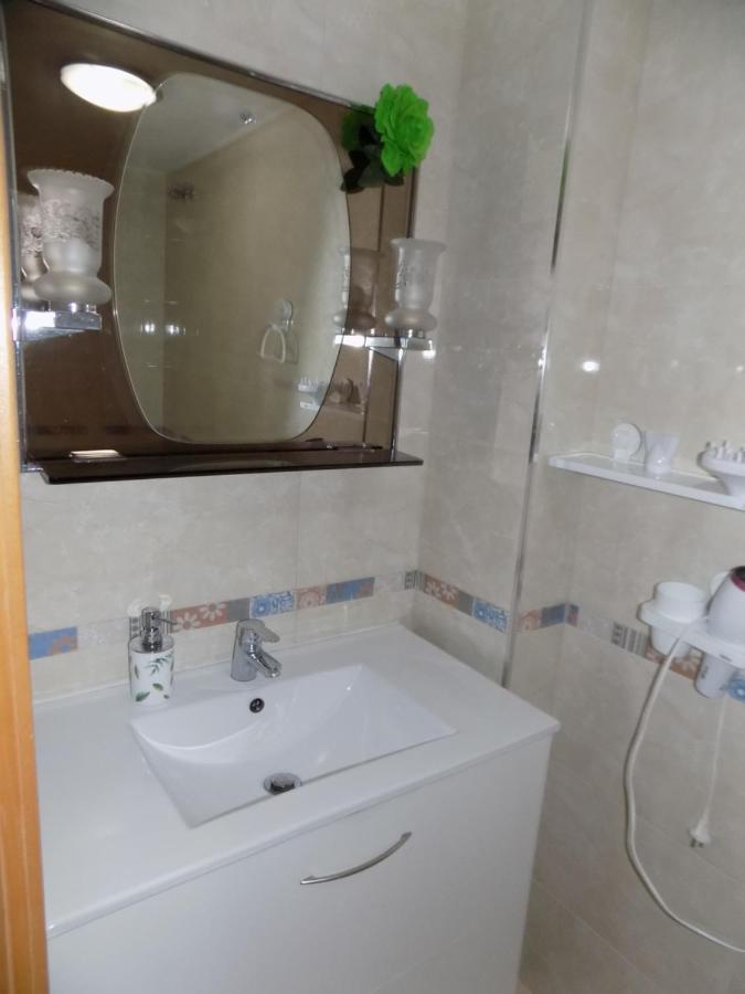 Malaga Centro Habitaciones Privada En Apartamento Compartidos Bagian luar foto